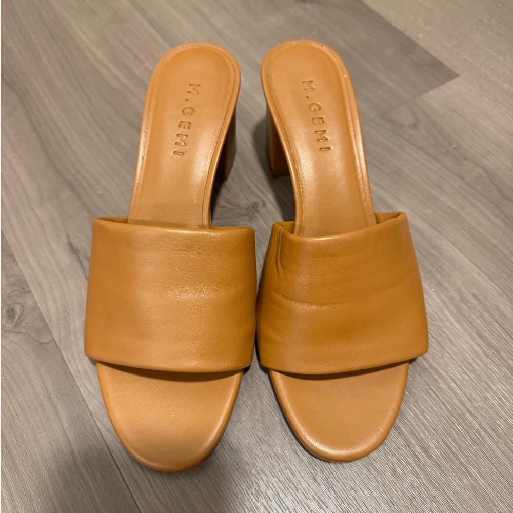 M. Gemi leather slides